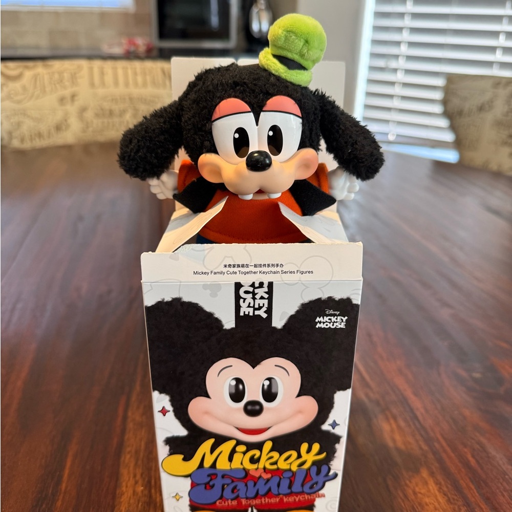 Mickey family blind box GOOFY